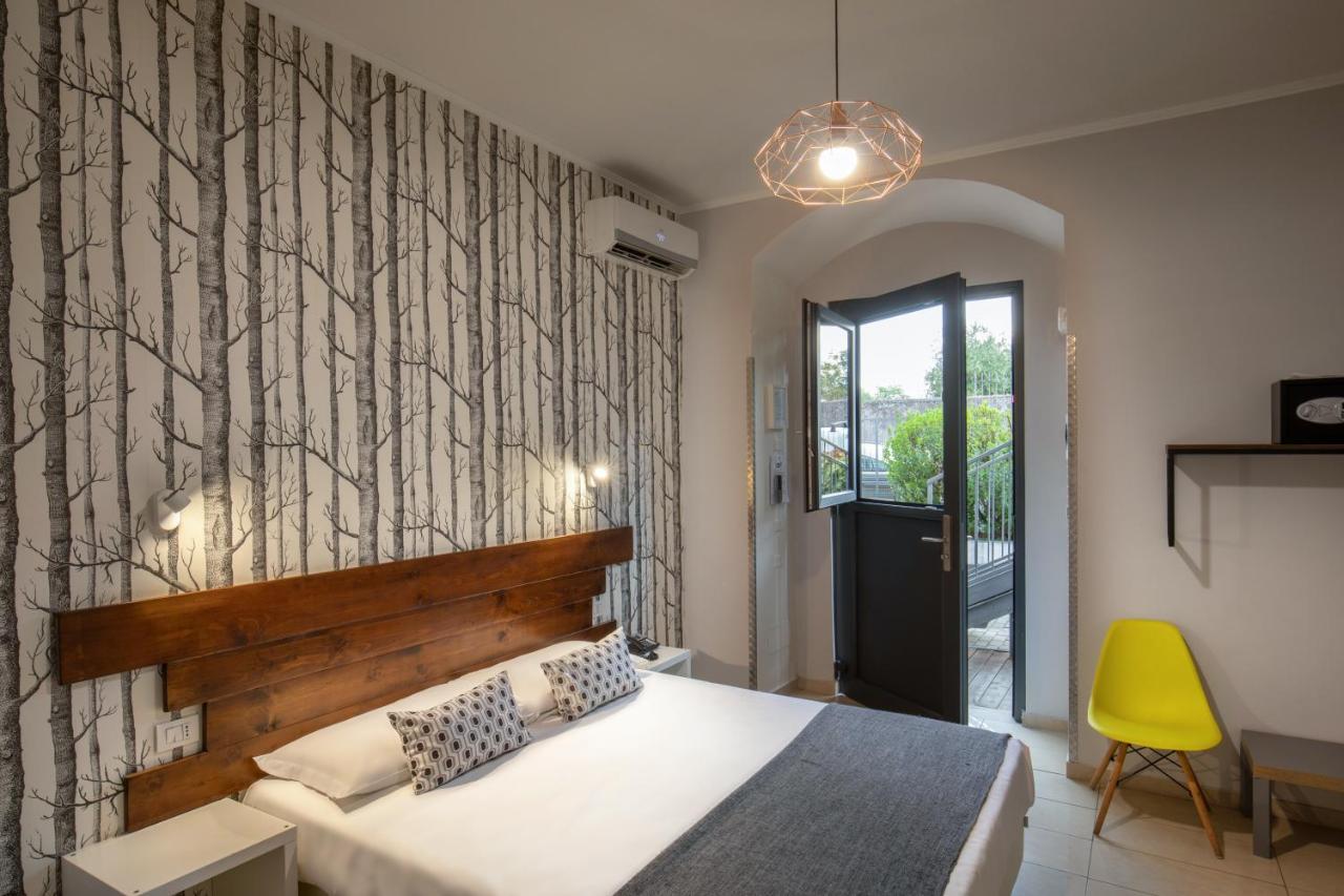 Urban Garden Hotel 3*