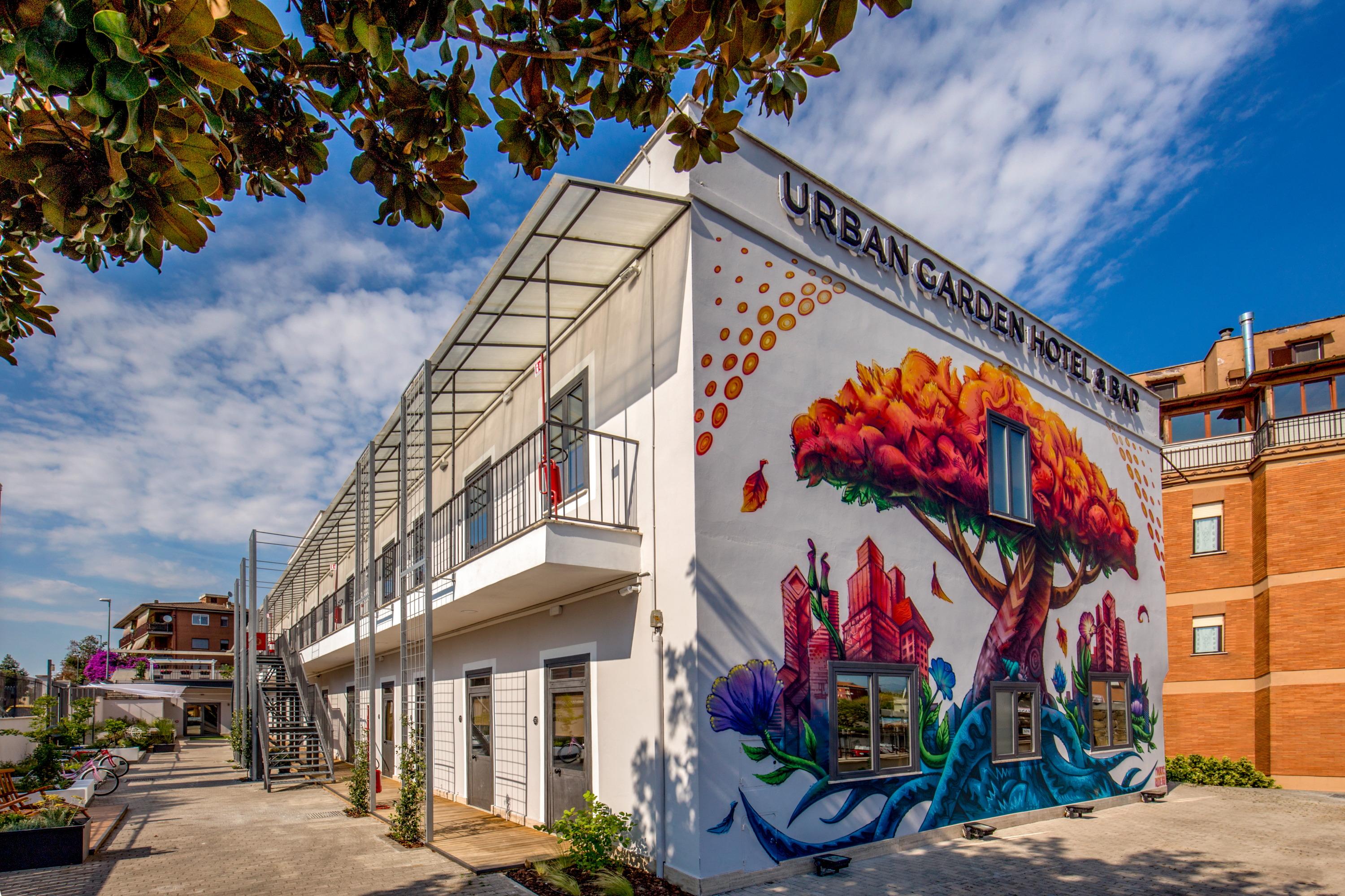 Urban Garden 3*